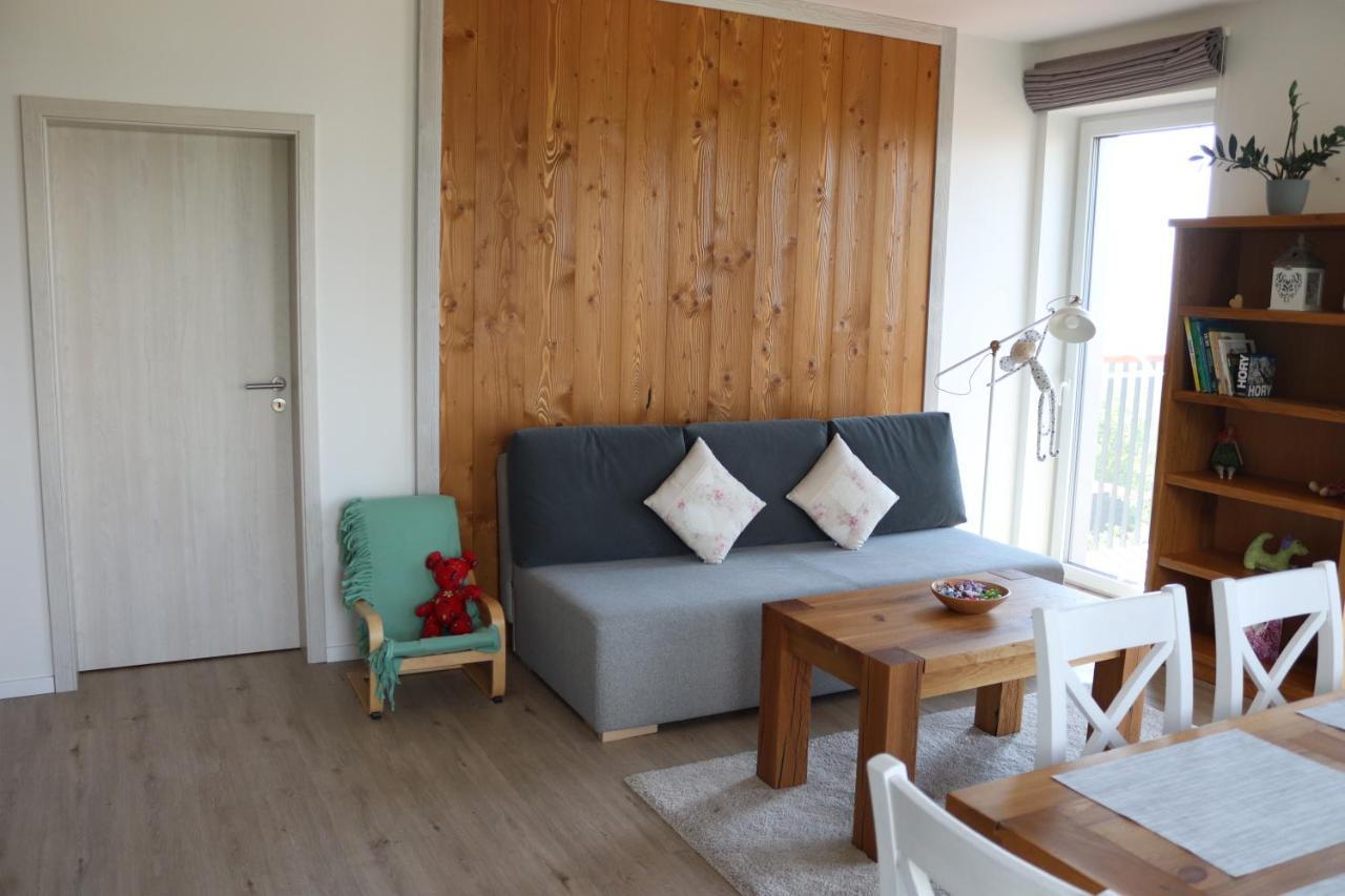 Apartman Primo Martina Apartment วิสโซเค ดาตรี ภายนอก รูปภาพ